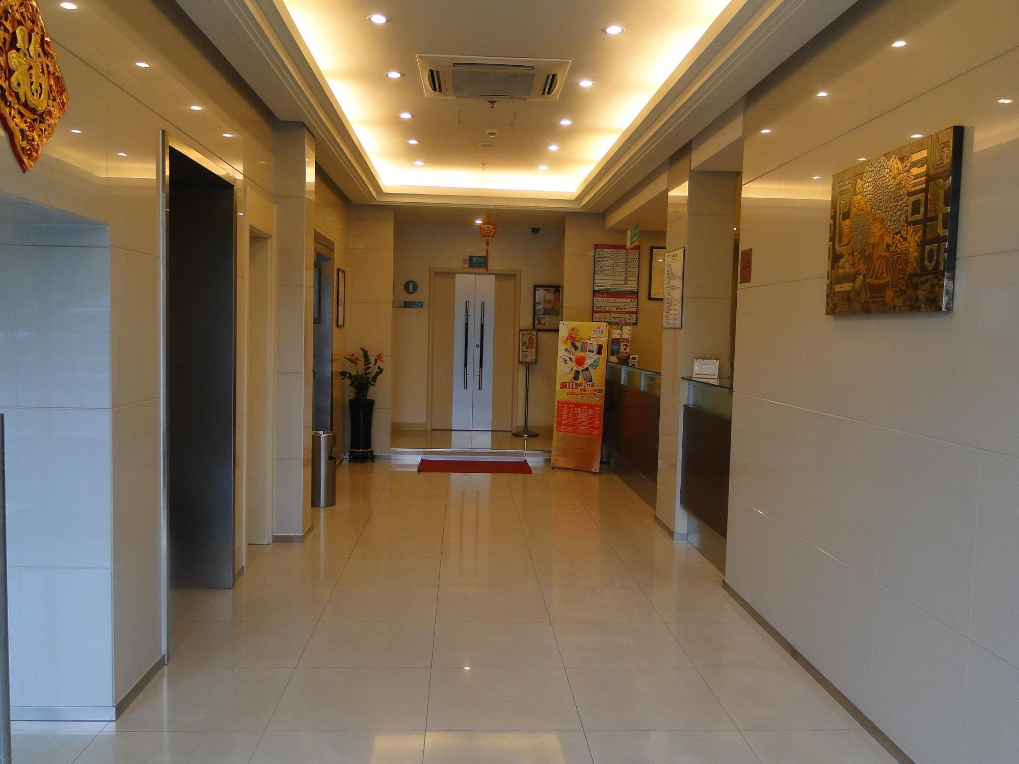Jinjiang Inn Shanghai Oriental Pearl Tower Exterior foto
